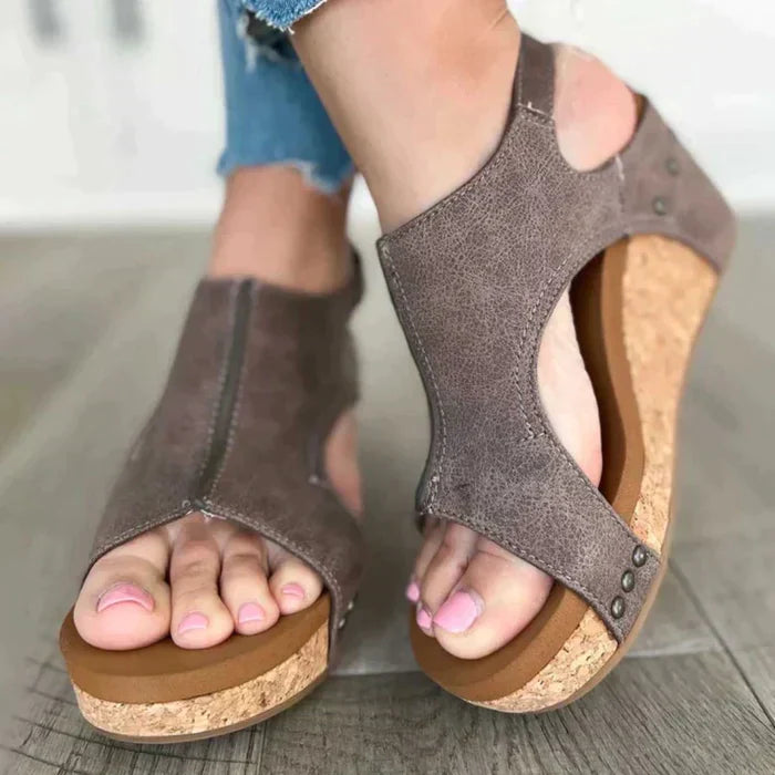 Astrid™ | Elegante und bequeme Keilabsatzsandalen