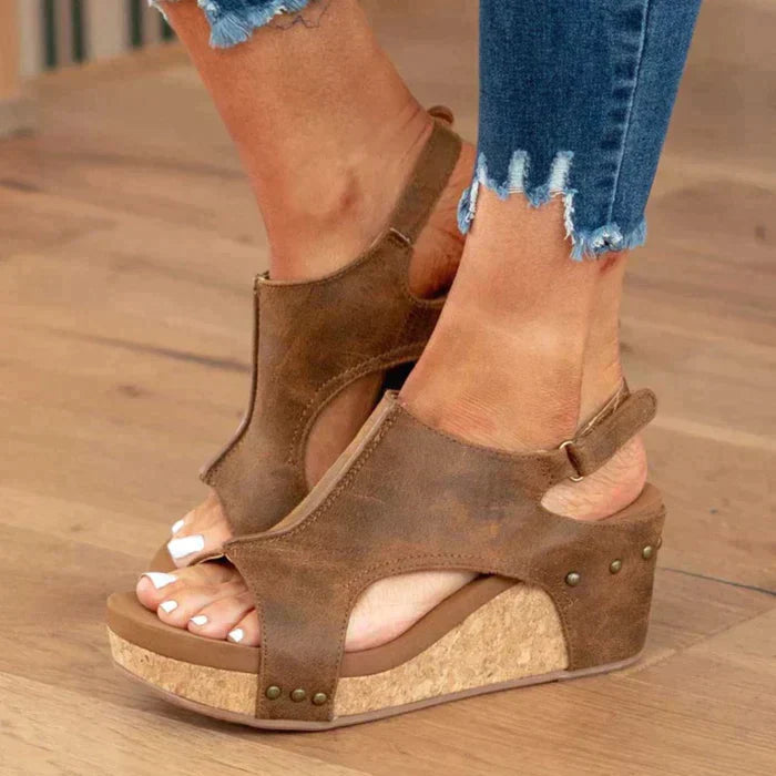 Astrid™ | Elegante und bequeme Keilabsatzsandalen