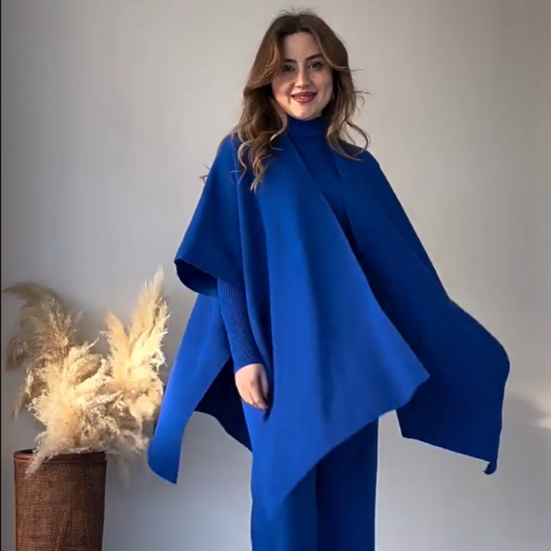 Nina™ | Elegantes Stretch-Material Ensemble