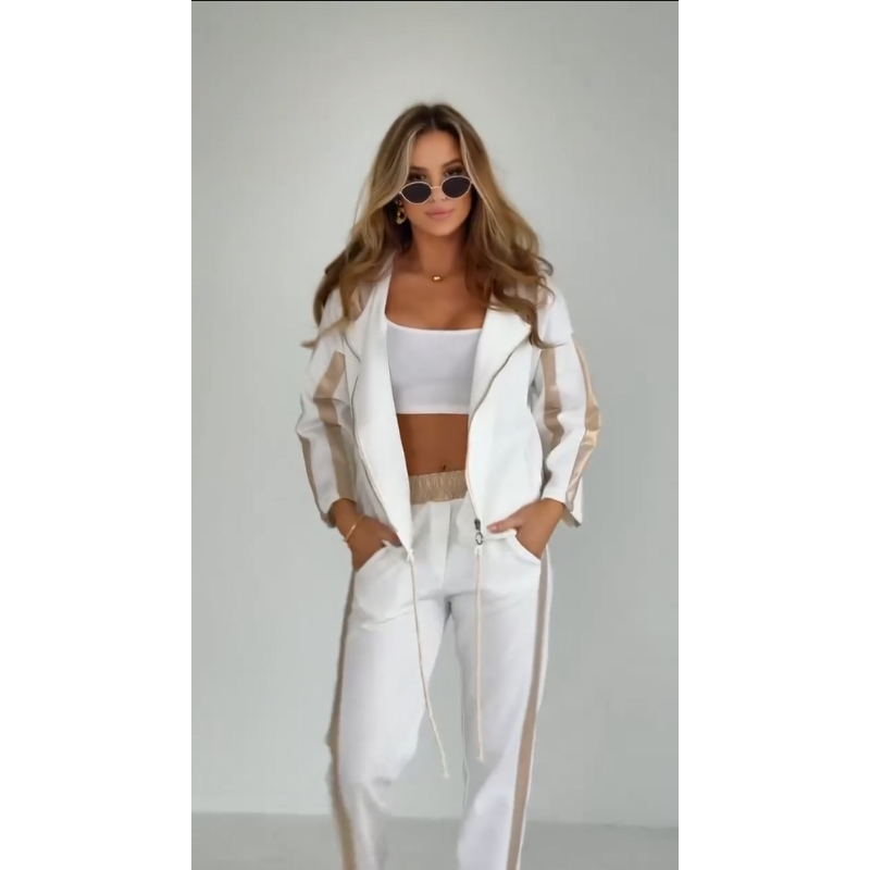 Betsy™ | Gestreiftes Freizeit-Outfit mit Kapuze